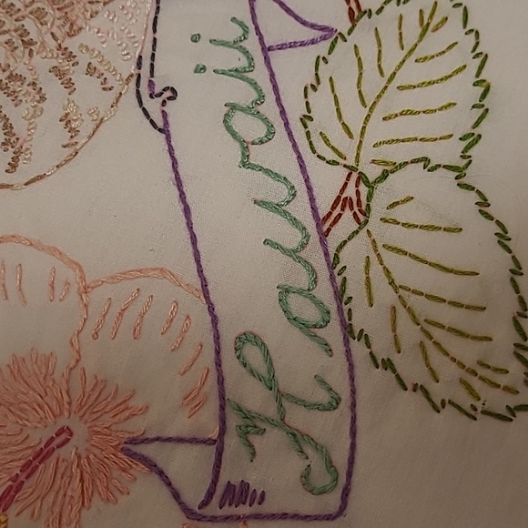 Vintage Hand Stitched Hawaii State Bird & Flower - Picture 9 of 16